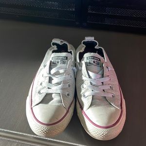Womens converse shoes with easy slip on heal.